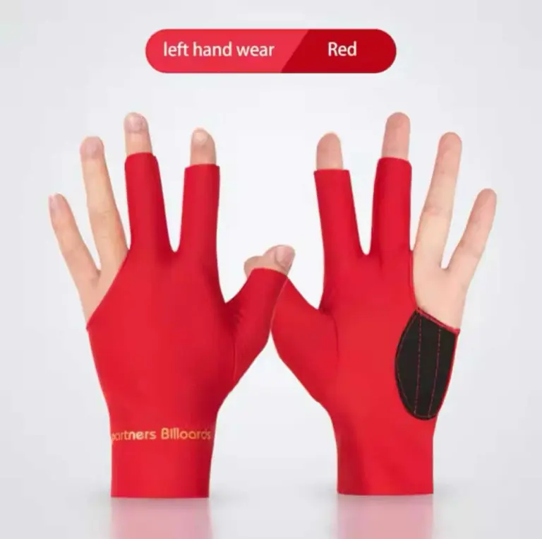 1730804757344557|Partners Billoards Short Red Oversized Glove
