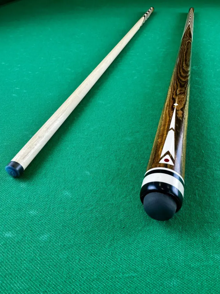 bilyardnyj-kij-10-zapilov-bokote-eben-luczkij-inkrustacziya-treugolnik-3-scaled