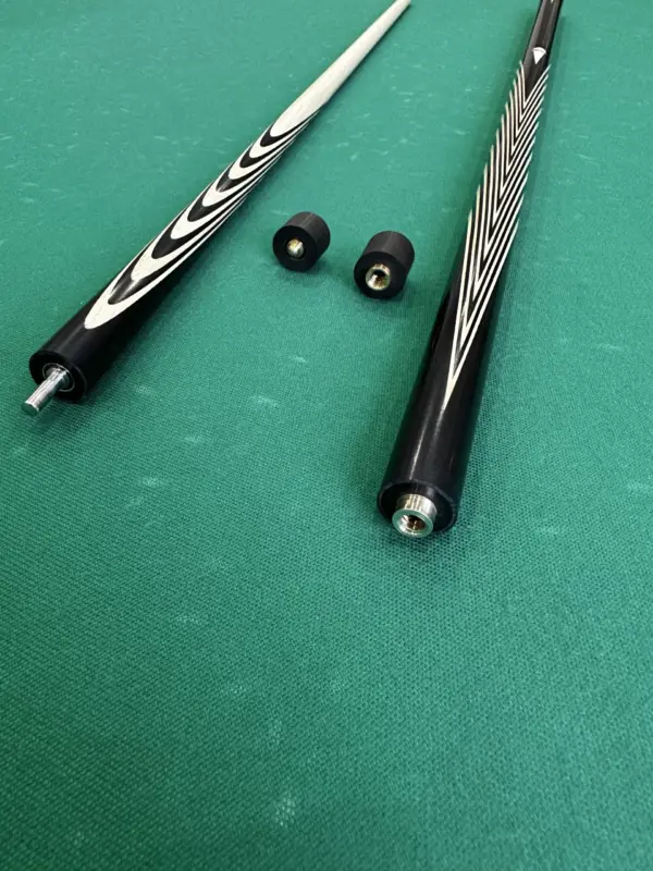 bilyardnyj-kij-16-tonkih-zapilov-eben-inkrustacziya-perlamutr-3-scaled