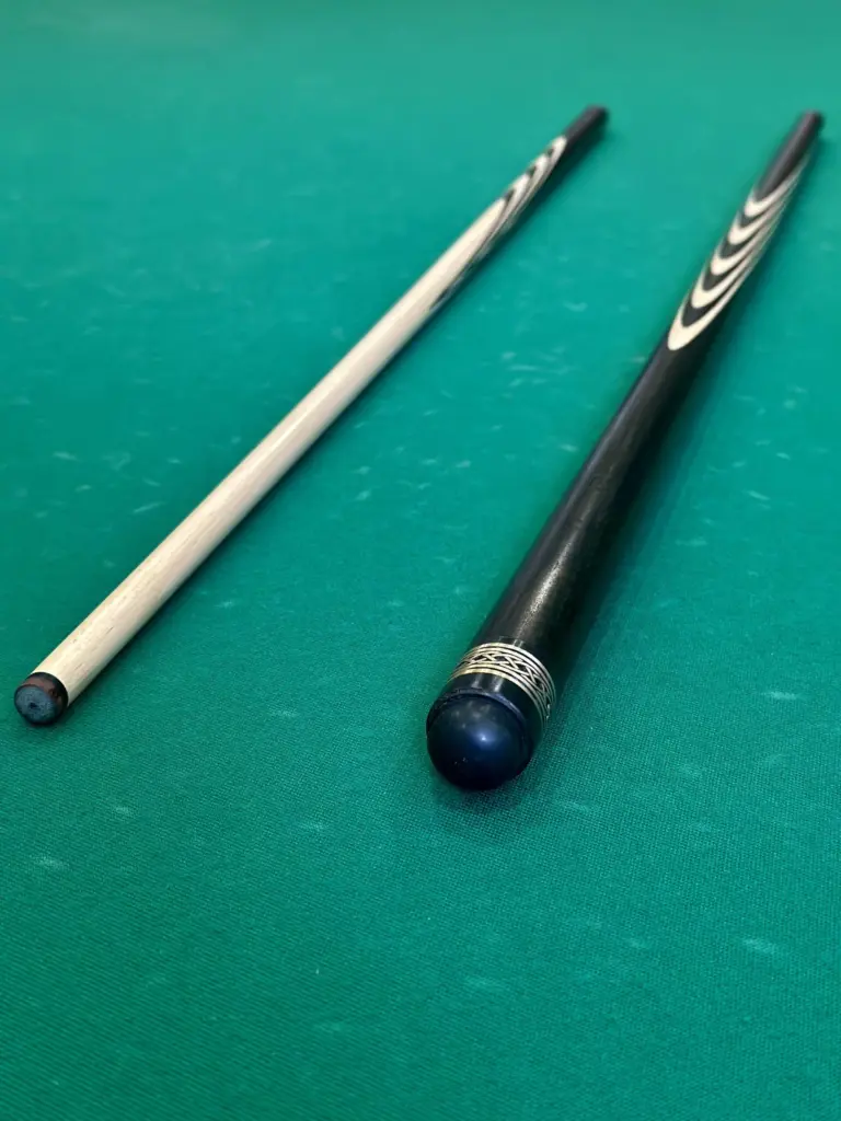 bilyardnyj-kij-43-dlinnyh-zapilov-eben-kolczo-scaled