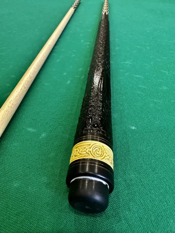 bilyardnyj-kij-korona-vosmi-perevaya-eben-nasechka-4-scaled-2