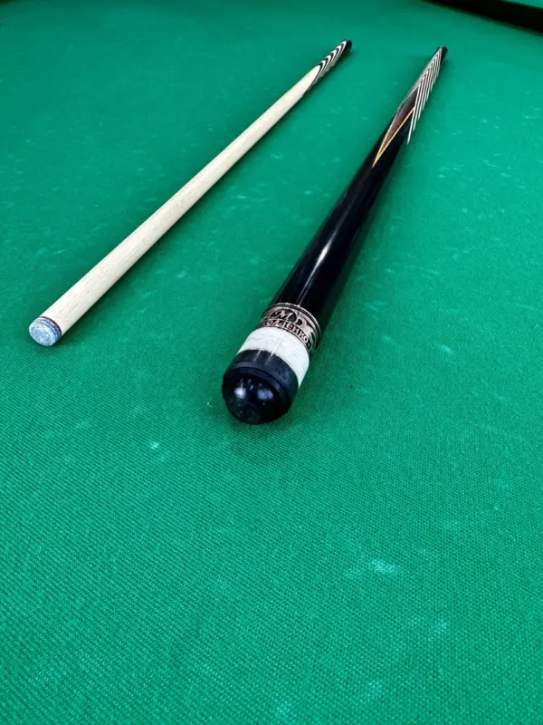 Білярдний-кий-Миколаєнко-12-Запилов-Чьорний-граб-со-Вставкой-Лайсвуд-4-луска