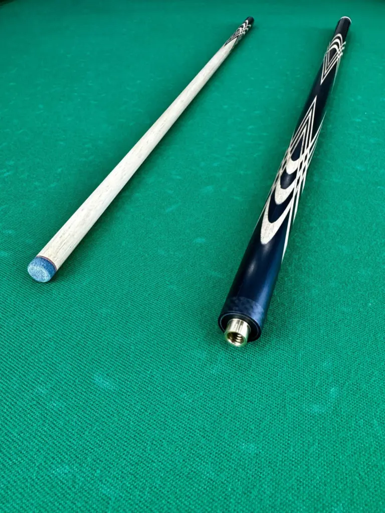 bilyardnyj-kij-nikolaenko-chernyj-grab-tyulpan-karbon-1sht-1-scaled