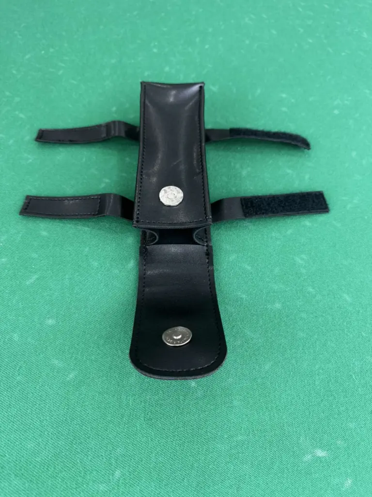 karman-dlya-tubusa-malyj-gladkij-kozhzam-1