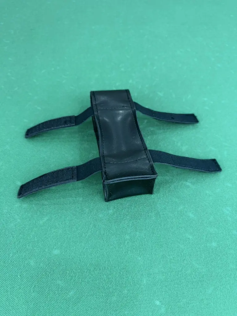 karman-dlya-tubusa-malyj-gladkij-kozhzam-2