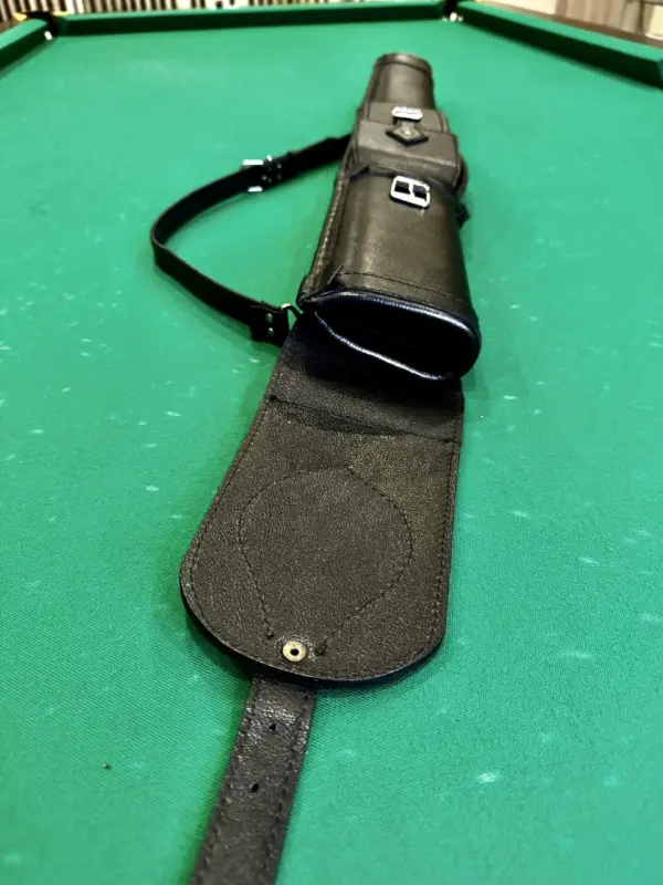 kolchan-dlya-bilyardnogo-kiya-klassik-chernyj-kozhanyj-5-scaled-2