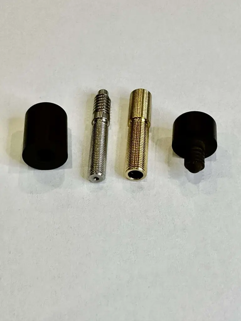 skrutka-dlya-bilyardnogo-kiya-mehanicheskaya-alekseya-aryvanyuka-luczkogo-1sht.-2-scaled