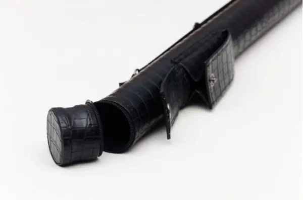 tubus-dlya-bilyardnogo-kiya-s-karmanom-knopka-chernyj-krokodil-3